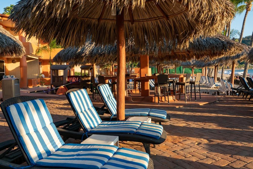 Hotel Villa Mexicana ซีฮัวตาเนโค ภายนอก รูปภาพ