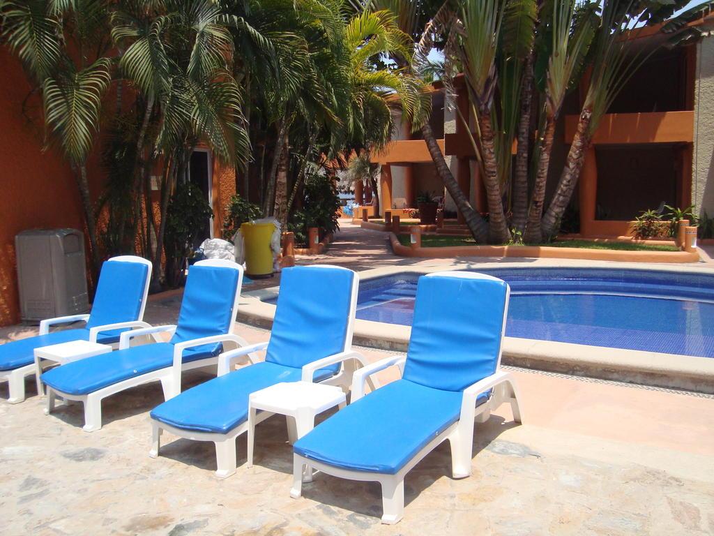 Hotel Villa Mexicana ซีฮัวตาเนโค ภายนอก รูปภาพ
